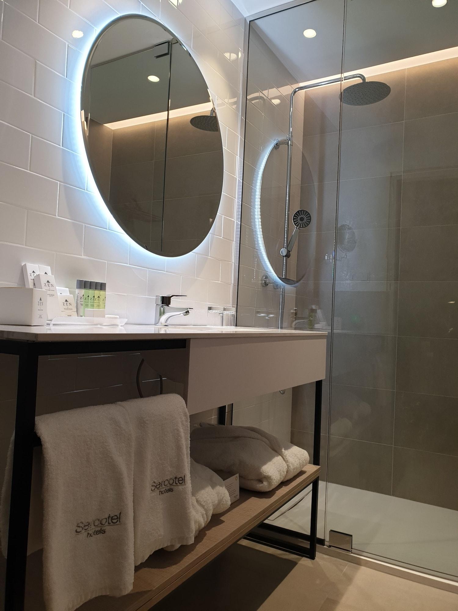 Sercotel Ayala Билбао Екстериор снимка